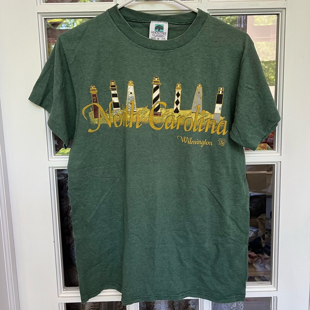 Green, North Carolina light house t-shirt